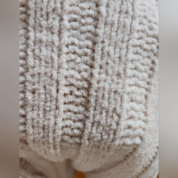 American Eagle mock neck cropped sweater size xs NWOT - Picture 4 of 6